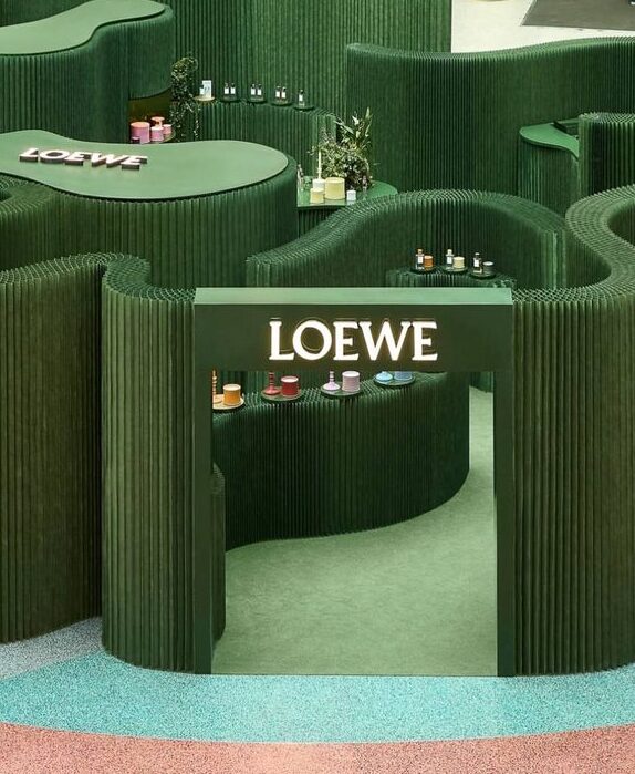 Loewe Event Stand